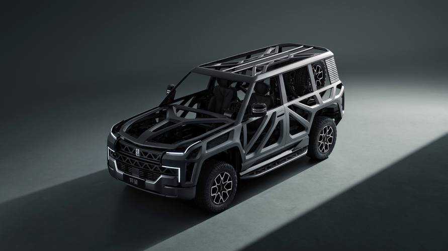 广州200仰望U8硬派越野的科技魅力，国能汽车对传统燃油车市场的冲击